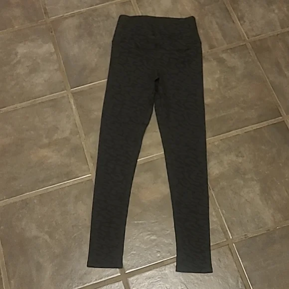 Carbon38 2 Pairs Leggings small ribbed black And Blue - Picture 3 of 13